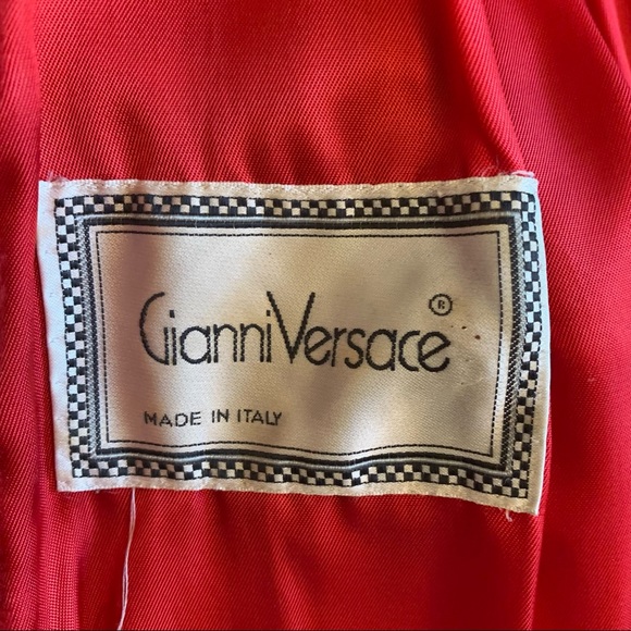 Gianni Versace Red Sheepskin Coat - Picture 2 of 5